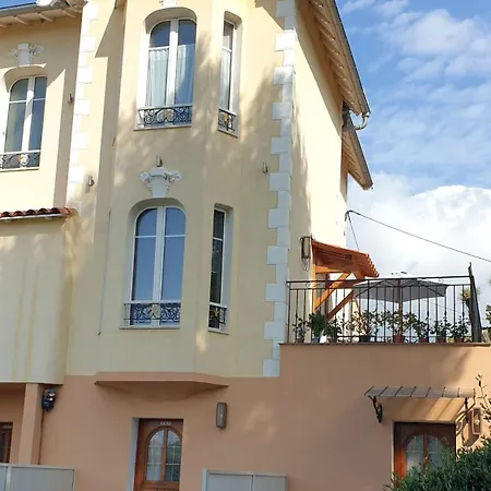 Grand Meuble-juan Pins-logt 4 * Antibes